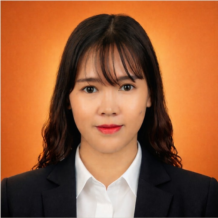 Nikki Genio, Social Media at Customized Restaurant Menus